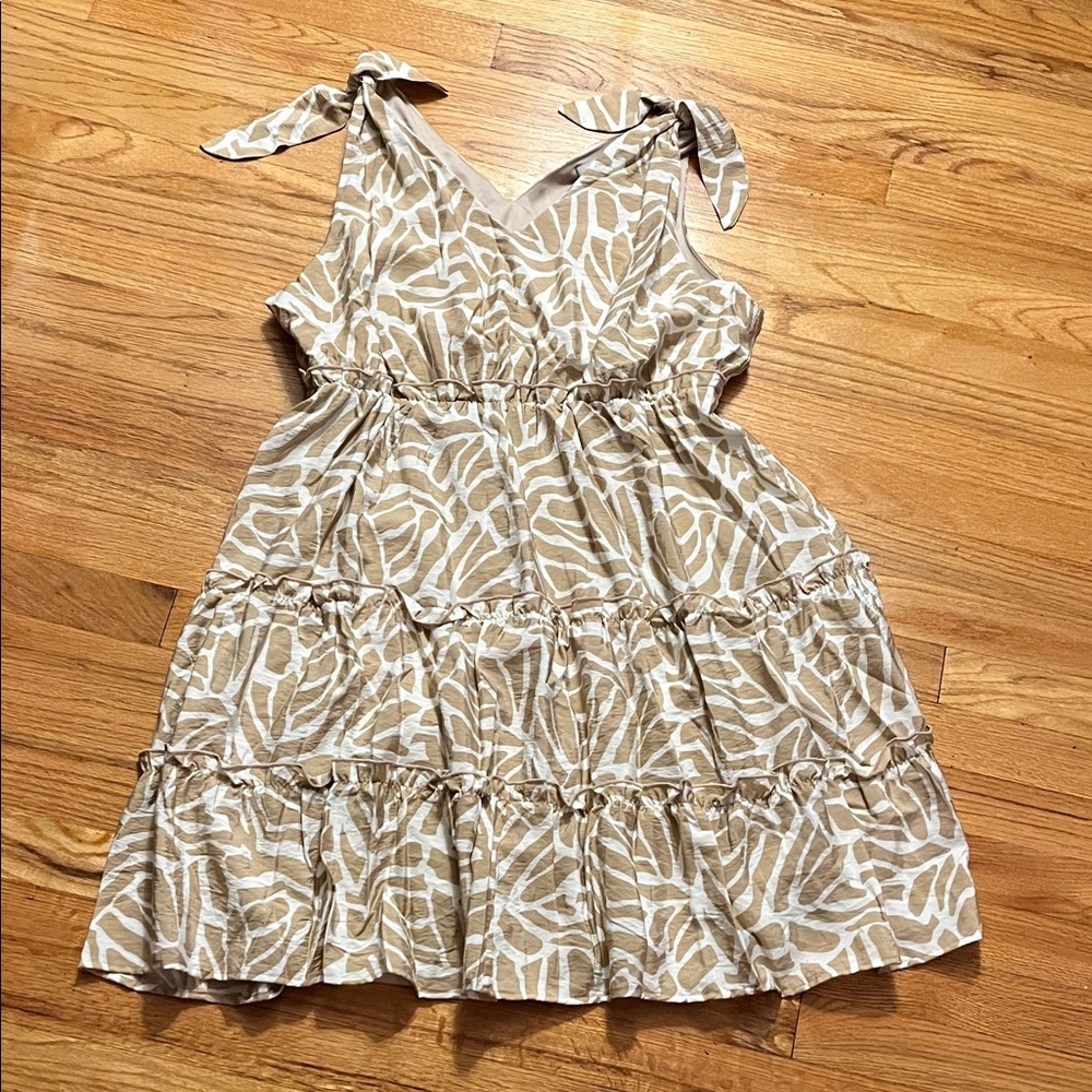 NWT Gilli fully lined giraffe print dress- size 1X